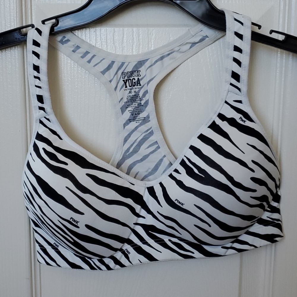 Victoria's secret pink sports bra size medium